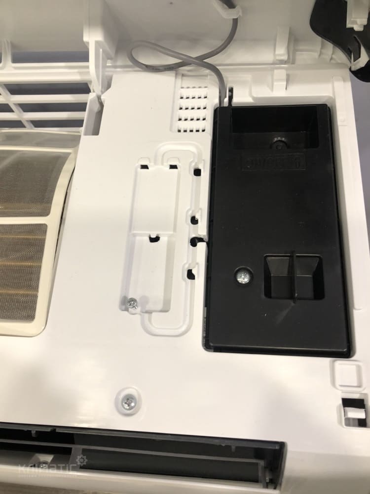Фотография теплового насоса кондиционера Neoclima Alaska 3.2 фото Wi-Fi модуля