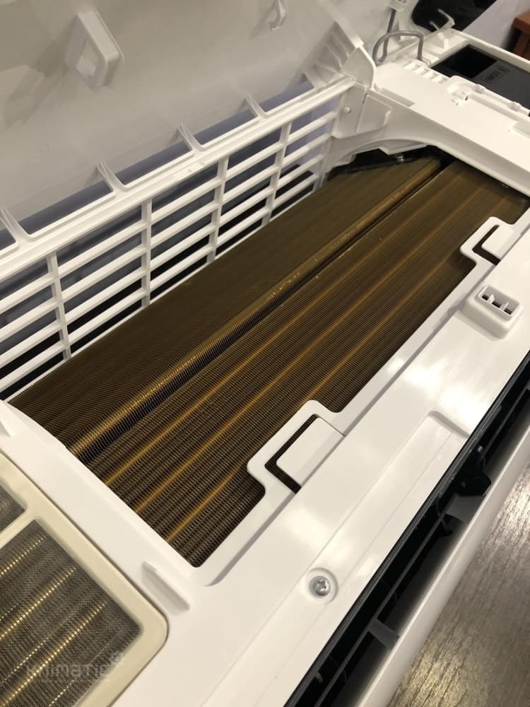 Фотография теплового насоса кондиционера Neoclima Alaska 3.2 фото теплообменника